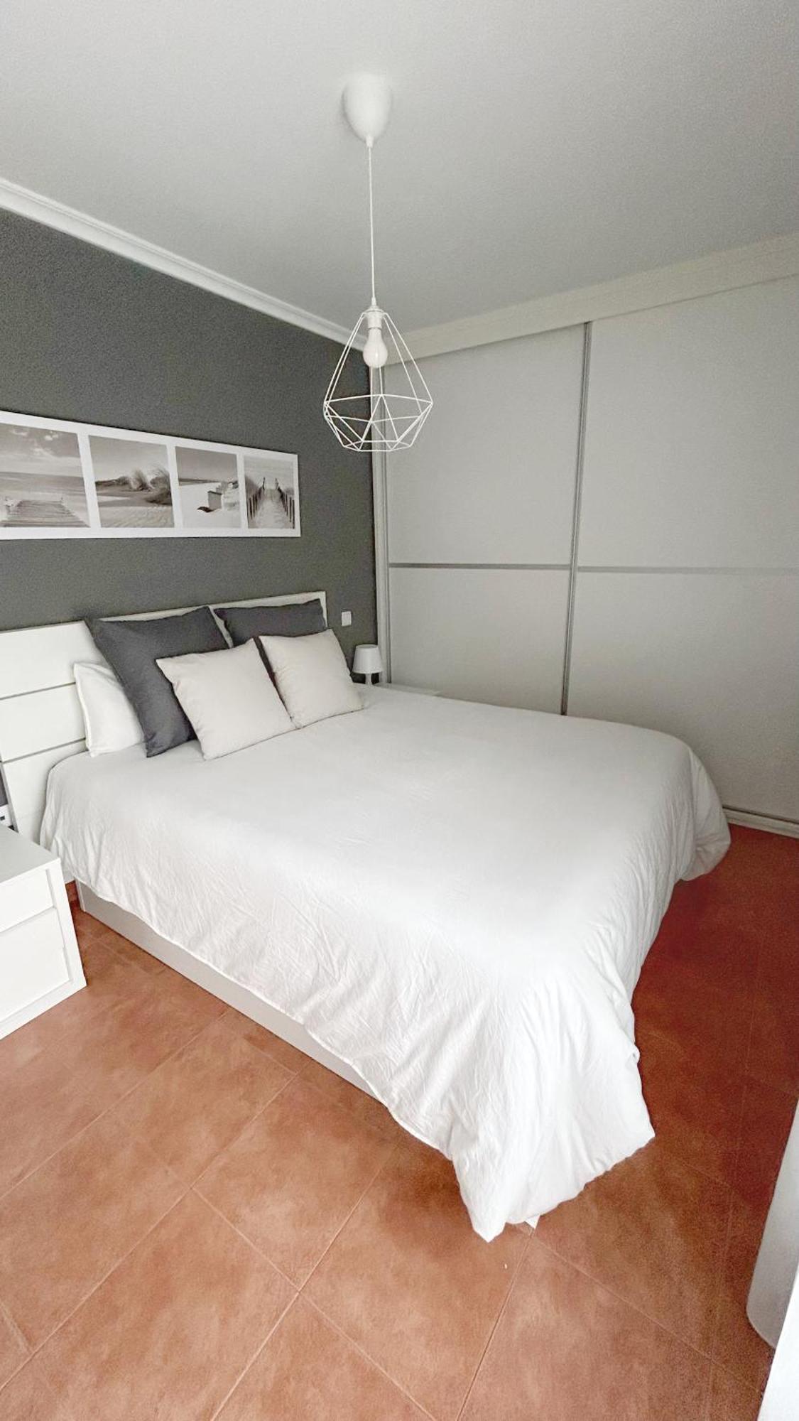 Comillas Bº Casasola - Residencial Lagos Azules - Netflix, Prime, Wifi & Free Indoor Parking 외부 사진