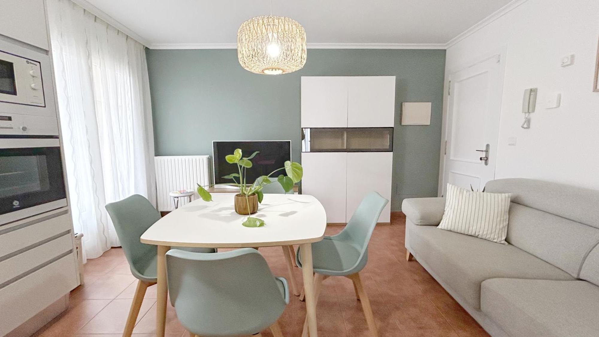 Comillas Bº Casasola - Residencial Lagos Azules - Netflix, Prime, Wifi & Free Indoor Parking 외부 사진
