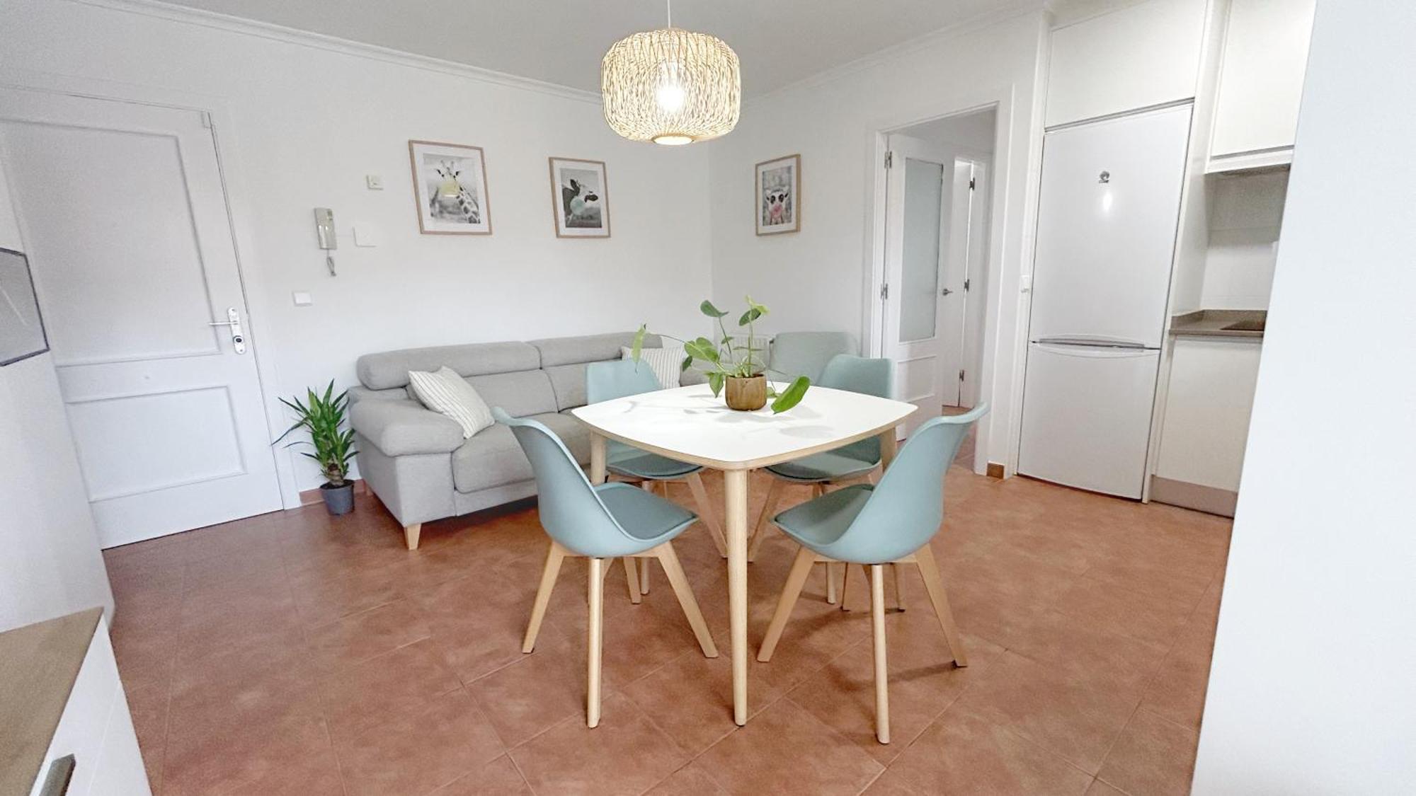 Comillas Bº Casasola - Residencial Lagos Azules - Netflix, Prime, Wifi & Free Indoor Parking 외부 사진
